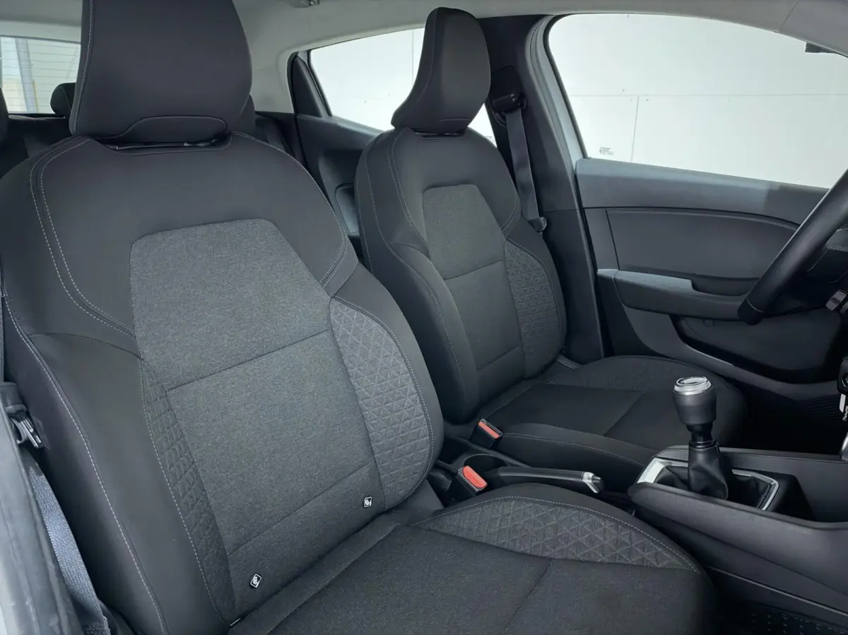 1.0 TCe Life Airco Cruise Carplay PDC NAP