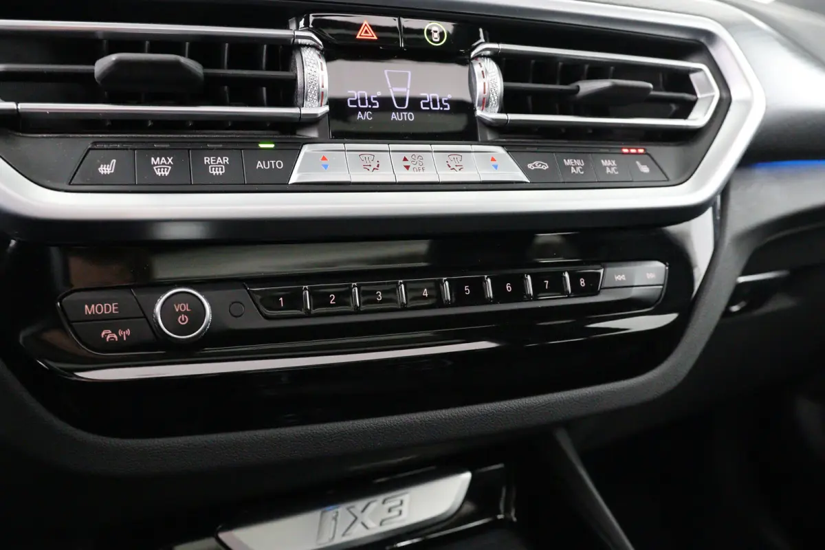 Executive 80 kWh M-Sport | SOH 95% | 1e Eigenaar! | Dealer Onderhouden! | Open dak | Memory Zetels | Sfeerverlichting | Cruise Adaptive | Leder | Stoelverwarming | Camera | Clima | Navi | Ke