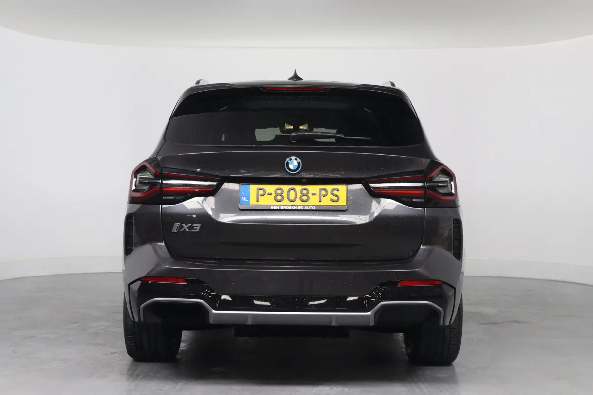 Executive 80 kWh M-Sport | SOH 95% | 1e Eigenaar! | Dealer Onderhouden! | Open dak | Memory Zetels | Sfeerverlichting | Cruise Adaptive | Leder | Stoelverwarming | Camera | Clima | Navi | Ke