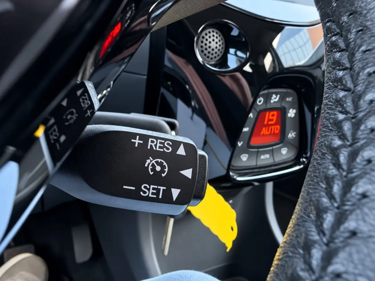 1.0 e-VTi Allure | Apple Carplay/Android | Camera | Climate | Mistlampen