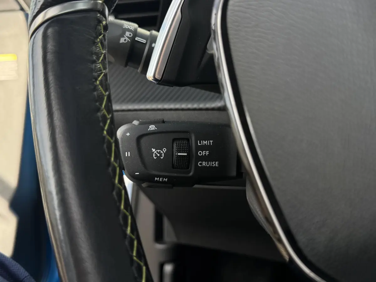 1.2 PureTech GT 130 PK l Automaat | Panoramadak | Focal Audio | Camera |