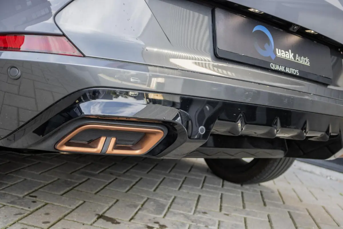 1.4 e-Hybrid VZ-Performance | PANO | SCHAALSTOELEN | 360 CAMERA | ACC | CARPLAY