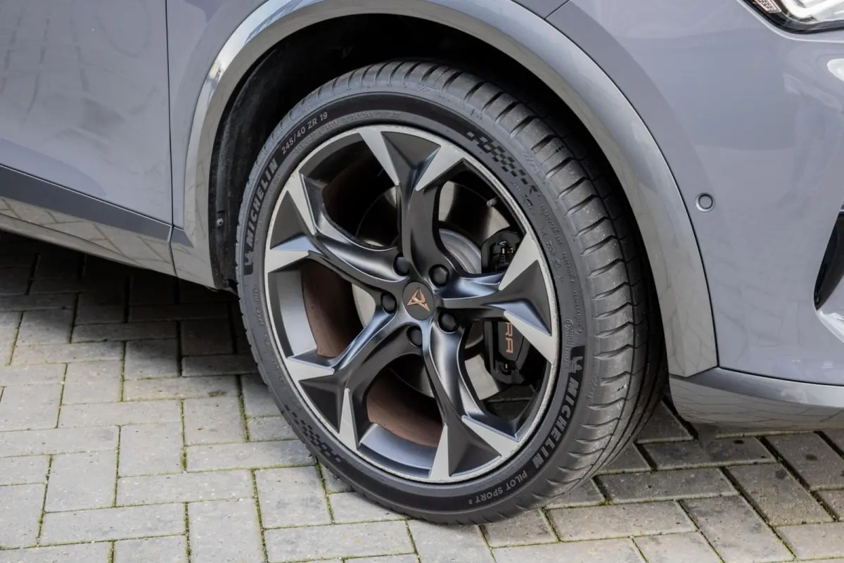 1.4 e-Hybrid VZ-Performance | PANO | SCHAALSTOELEN | 360 CAMERA | ACC | CARPLAY