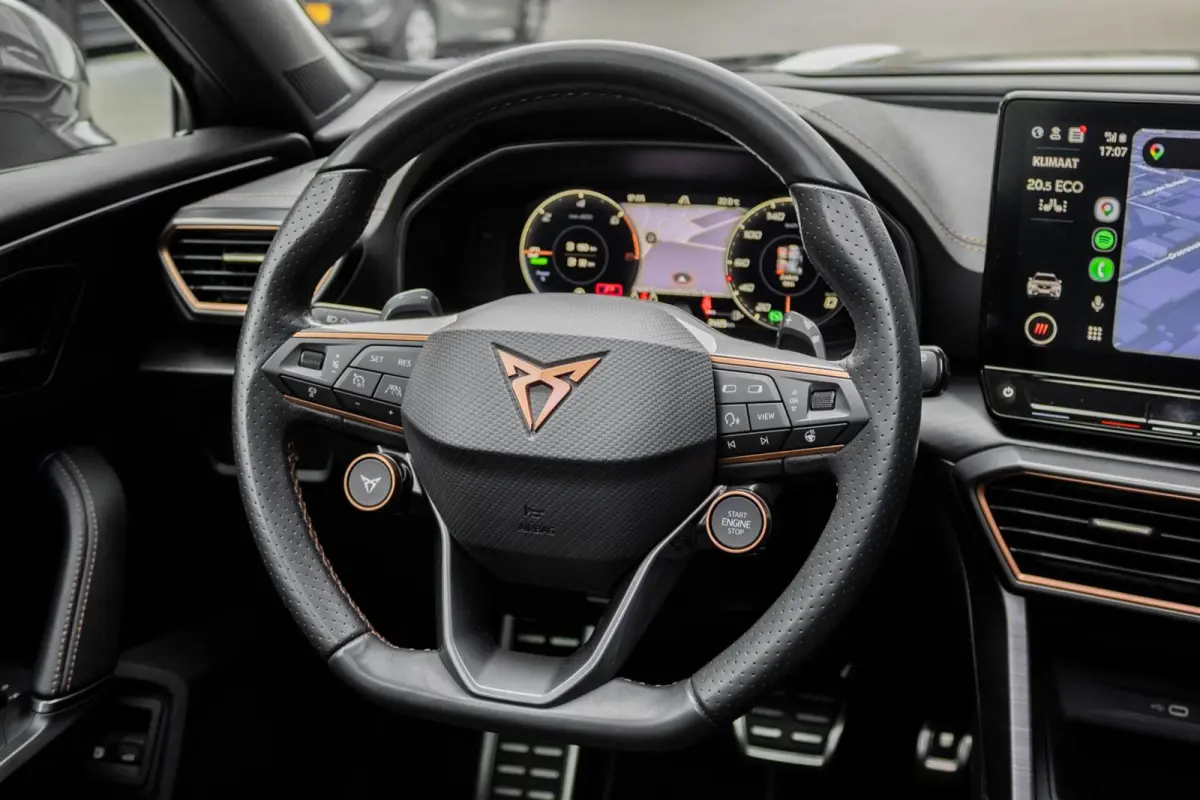 1.4 e-Hybrid VZ-Performance | PANO | SCHAALSTOELEN | 360 CAMERA | ACC | CARPLAY