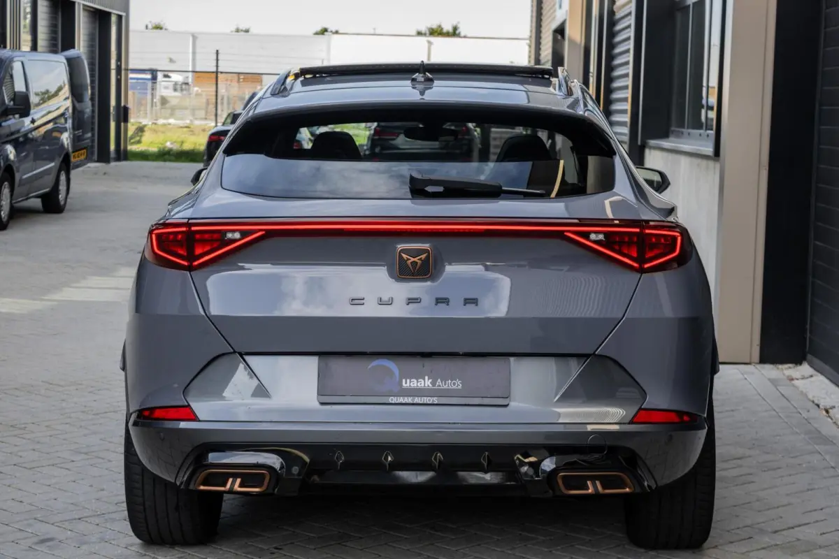 1.4 e-Hybrid VZ-Performance | PANO | SCHAALSTOELEN | 360 CAMERA | ACC | CARPLAY