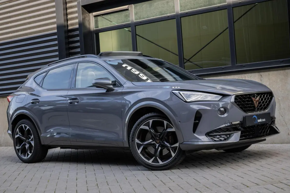 1.4 e-Hybrid VZ-Performance | PANO | SCHAALSTOELEN | 360 CAMERA | ACC | CARPLAY