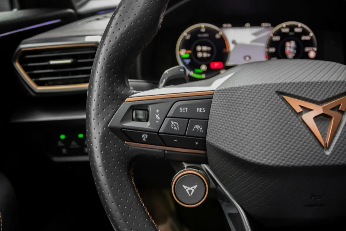 1.4 e-Hybrid VZ-Performance | PANO | SCHAALSTOELEN | 360 CAMERA | ACC | CARPLAY