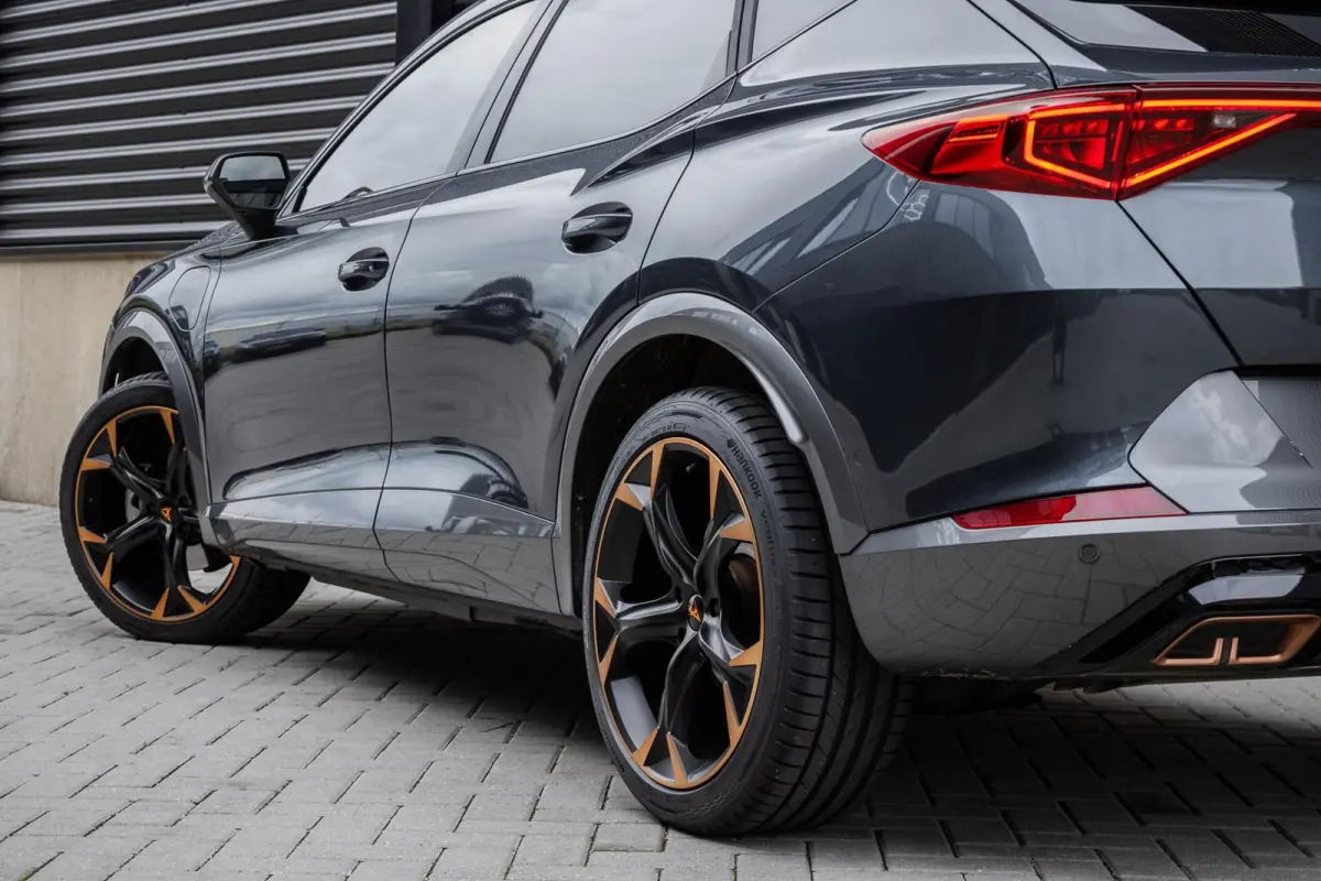 1.4 TSI e-Hybrid Copper Edition | ADAPTIVE | 19 INCH | CARPLAY