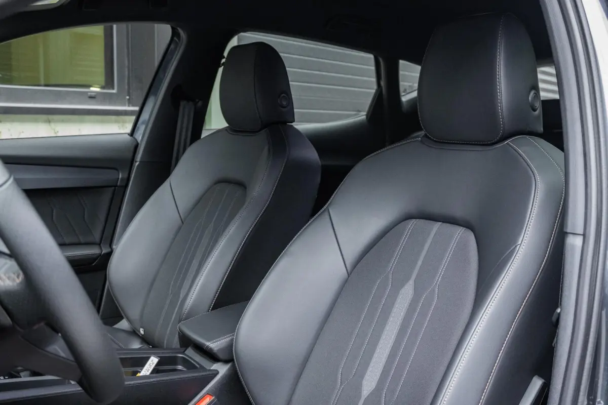 1.4 TSI e-Hybrid Copper Edition | ADAPTIVE | 19 INCH | CARPLAY