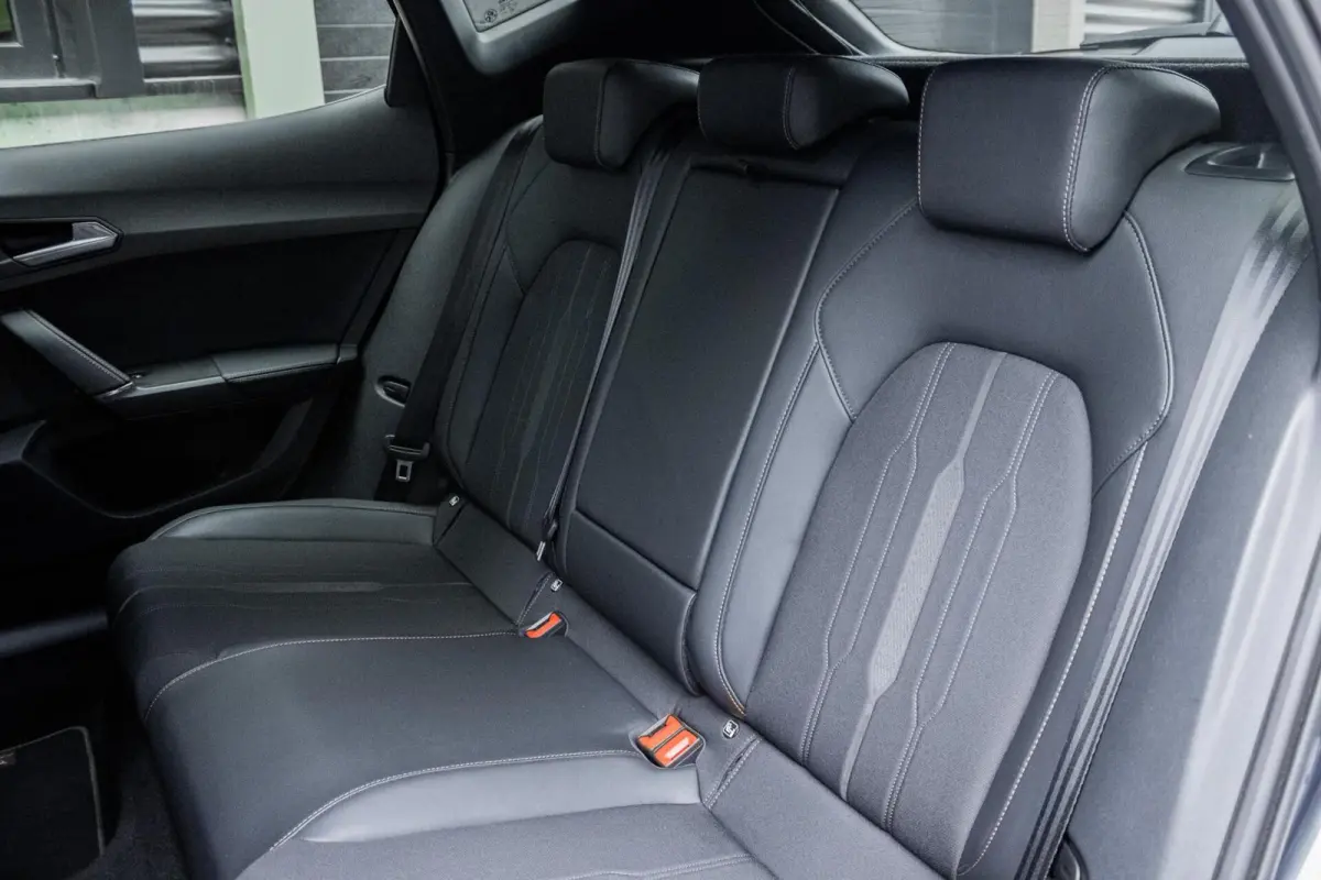 1.4 TSI e-Hybrid Copper Edition | ADAPTIVE | 19 INCH | CARPLAY