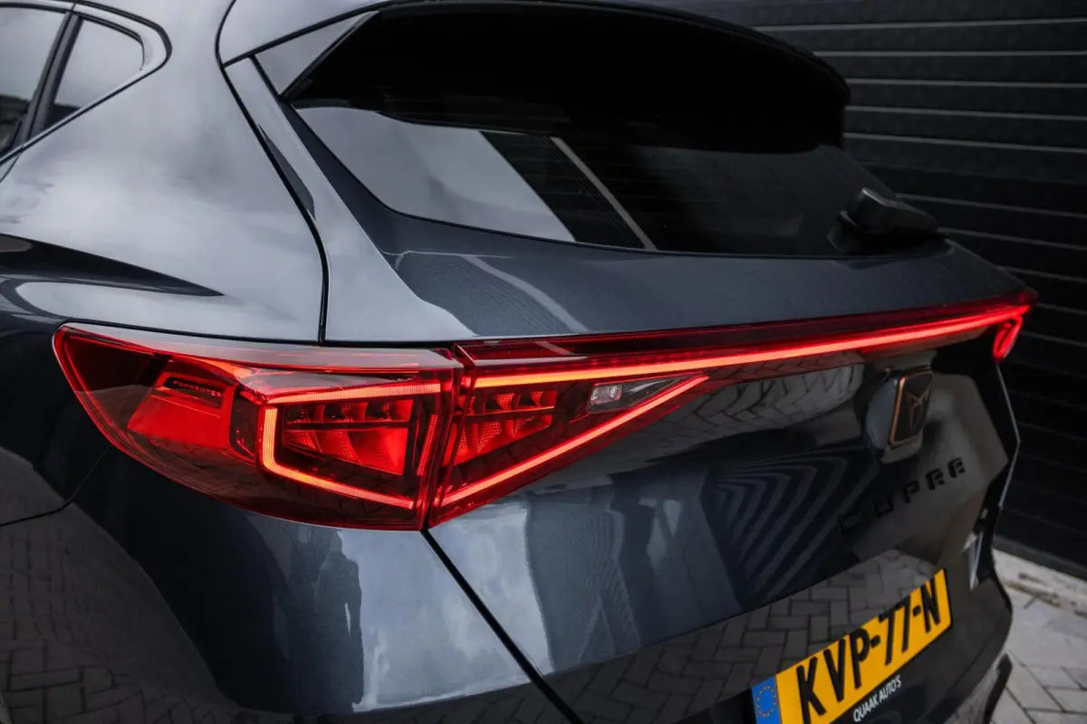 1.4 TSI e-Hybrid Copper Edition | ADAPTIVE | 19 INCH | CARPLAY