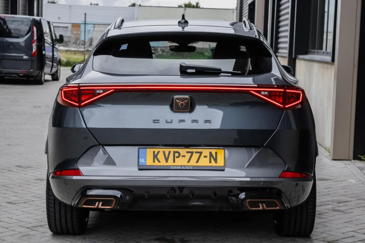 1.4 TSI e-Hybrid Copper Edition | ADAPTIVE | 19 INCH | CARPLAY