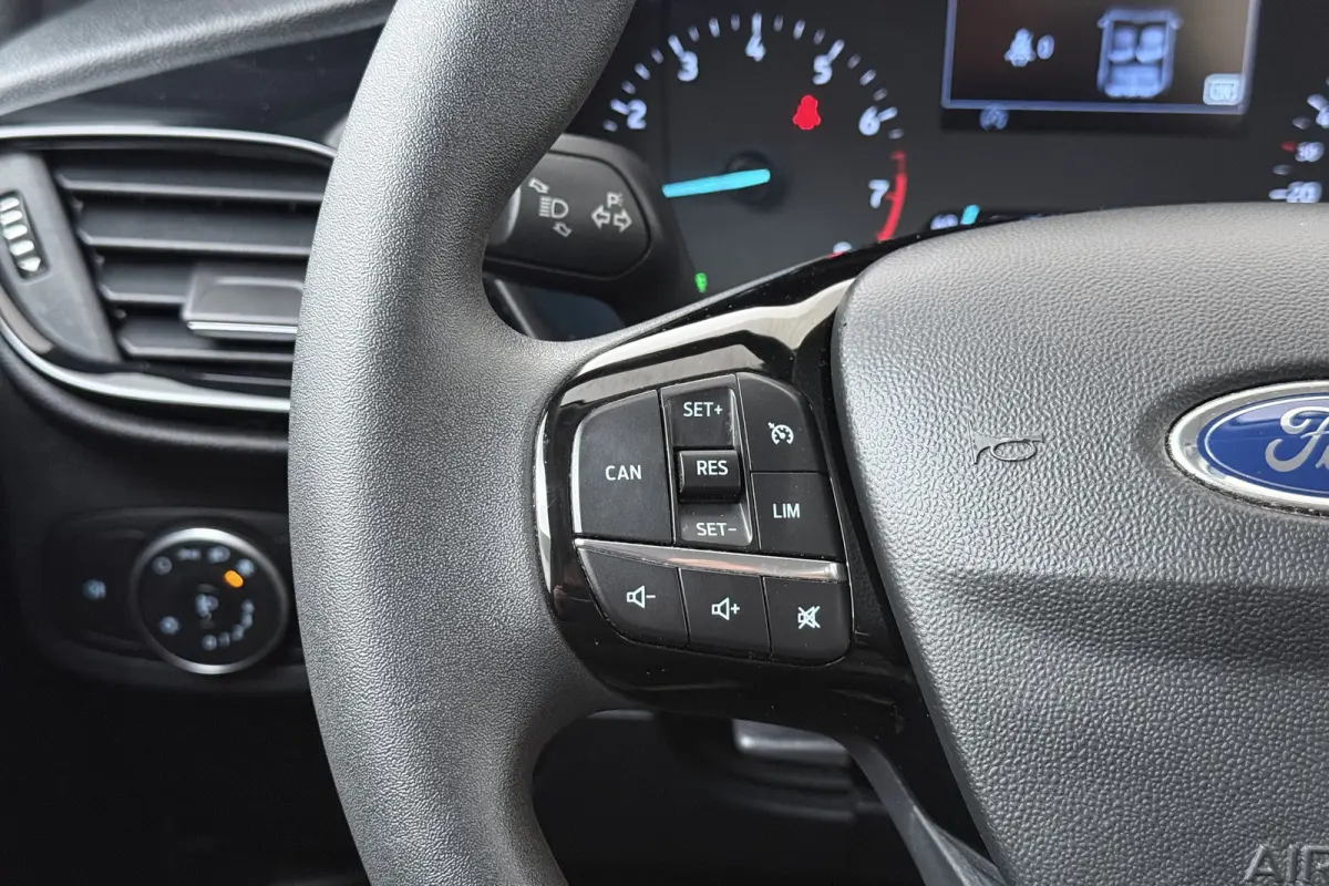 Hybrid 124 PK Aut. Titanium Carplay Cruise Velgen