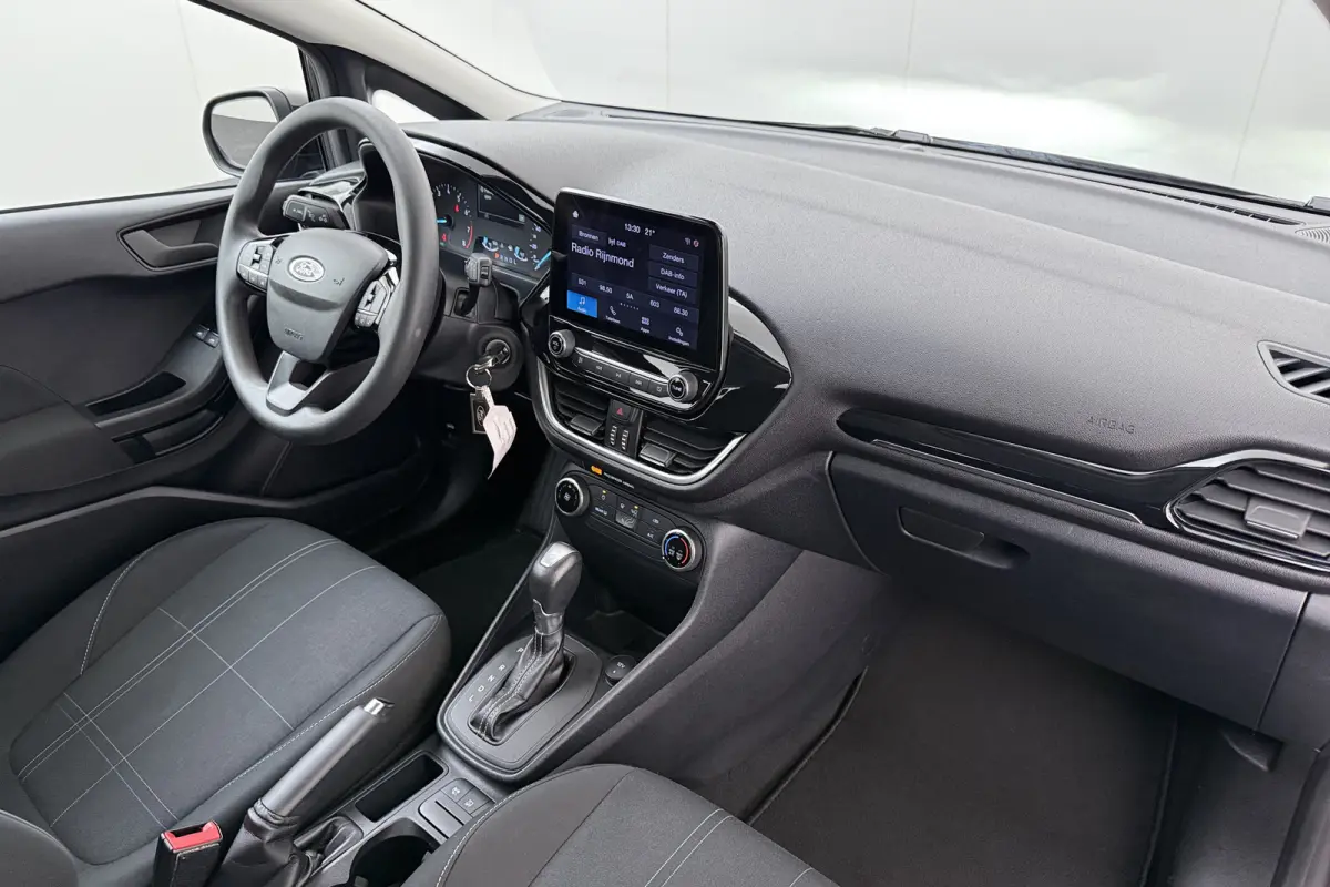 Hybrid 124 PK Aut. Titanium Carplay Cruise Velgen