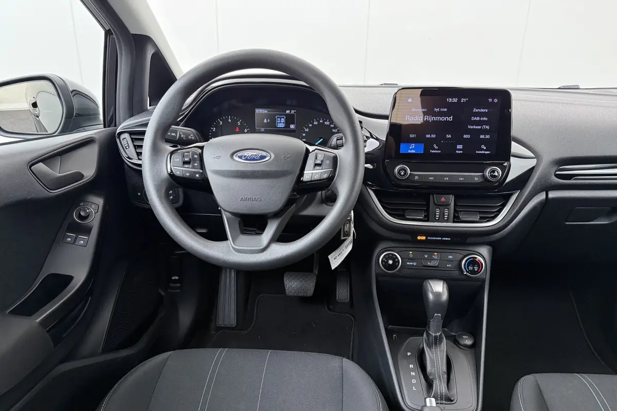 Hybrid 124 PK Aut. Titanium Carplay Cruise Velgen