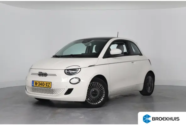 Icon 42 kWh | Camera | Panoramadak | Parkeersensoren | Dodehoek | Navigatie | Climate Control | Apple Carplay & Android Auto |