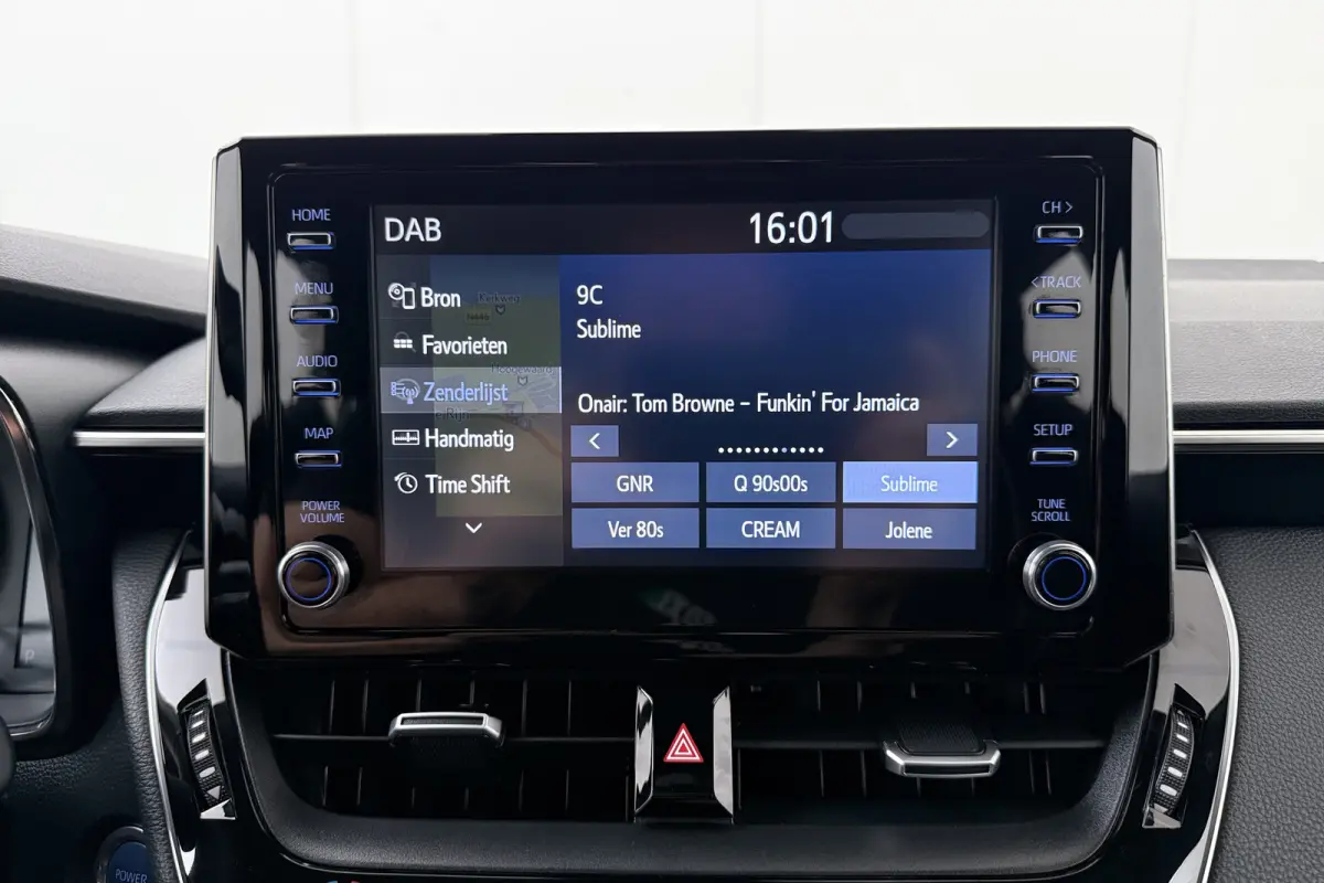 1.8 Hybrid Business Camera Carplay Adapt.Cruise