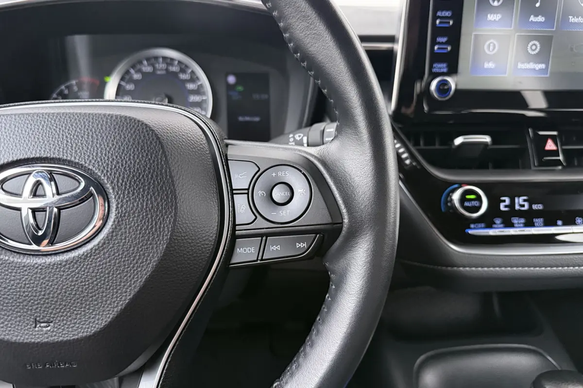 1.8 Hybrid Business Camera Carplay Adapt.Cruise