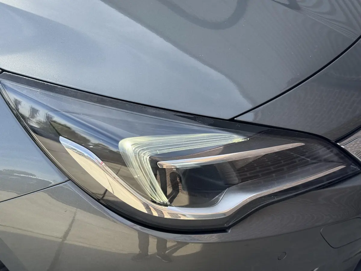 1.0 Online Edition Navi|Carplay|Clima|Cruise|PDC V+A|N.A.P|Dealer Onderhouden|Nieuwe APK bij Aflevering