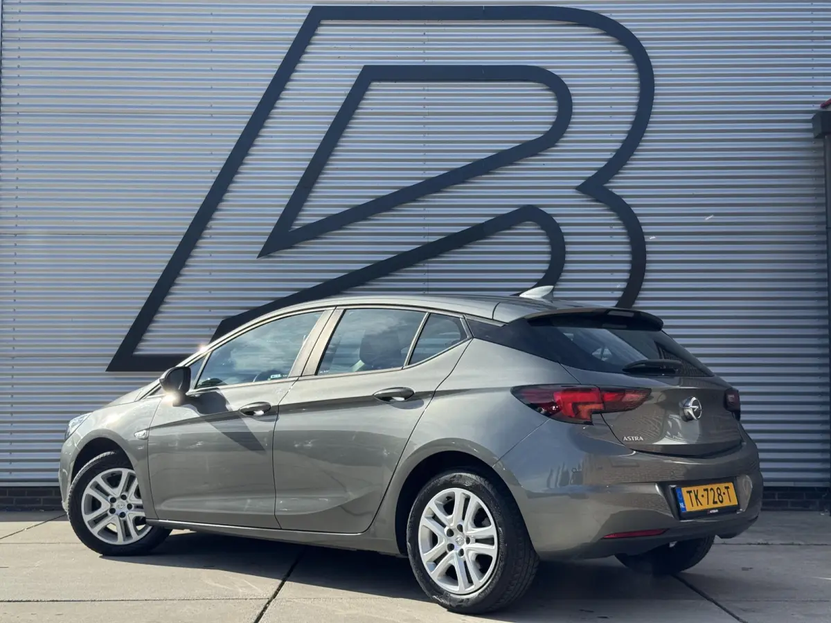 1.0 Online Edition Navi|Carplay|Clima|Cruise|PDC V+A|N.A.P|Dealer Onderhouden|Nieuwe APK bij Aflevering