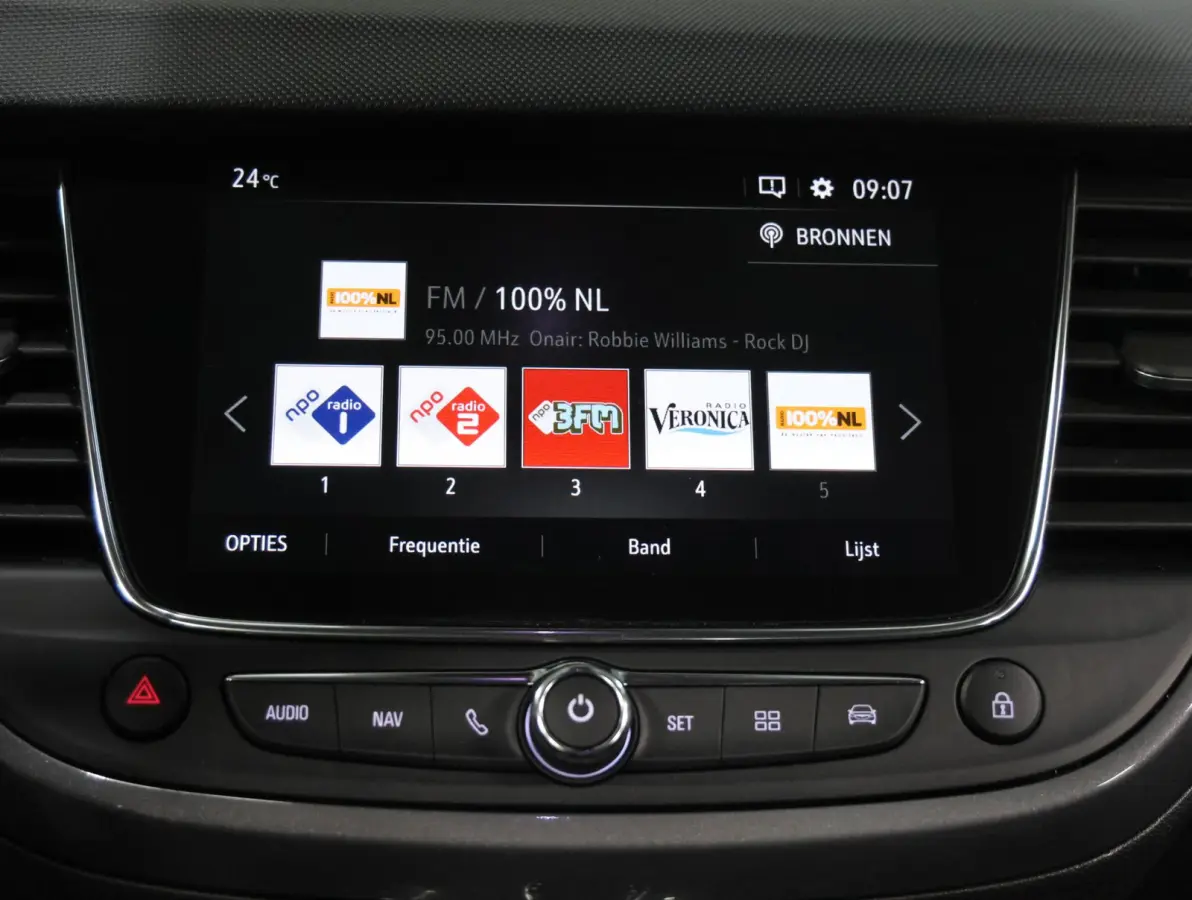 130PK Elegance | 1ste eigenaar | Camera | Trekhaak | AppleCarPlay/AndroidAuto | Armsteun | Climate Control | Cruise Control | Navigatie | LED lampen | AUTOMAAT | Isofix |