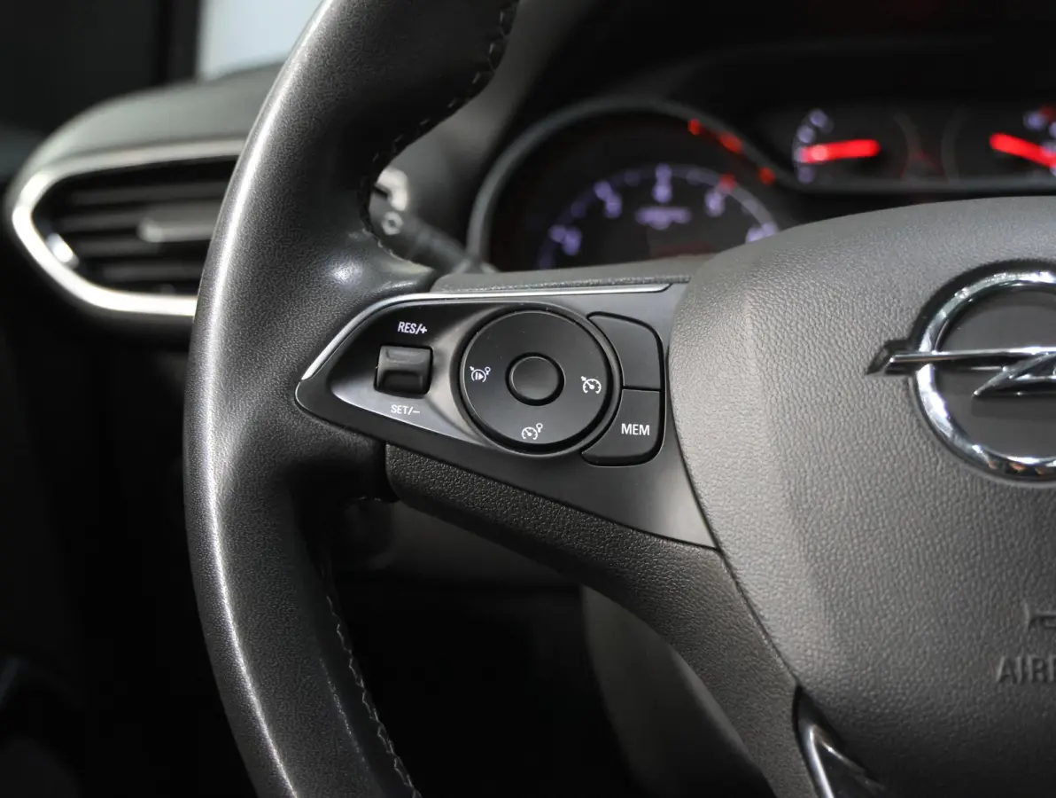 130PK Elegance | 1ste eigenaar | Camera | Trekhaak | AppleCarPlay/AndroidAuto | Armsteun | Climate Control | Cruise Control | Navigatie | LED lampen | AUTOMAAT | Isofix |