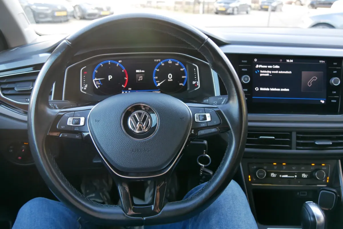 1.0 TSI Beats.R-line. automaat.led.digitaal dashboard. stoelverwarming