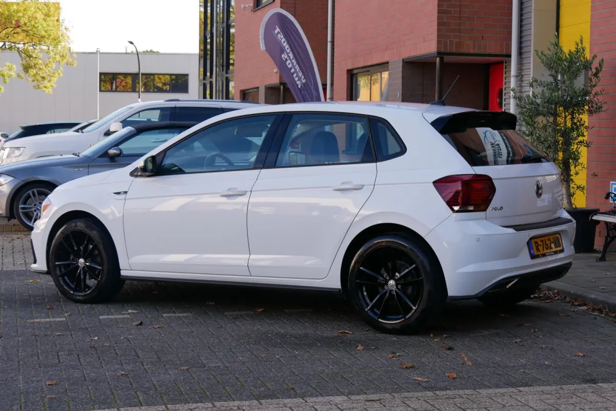 1.0 TSI Beats.R-line. automaat.led.digitaal dashboard. stoelverwarming