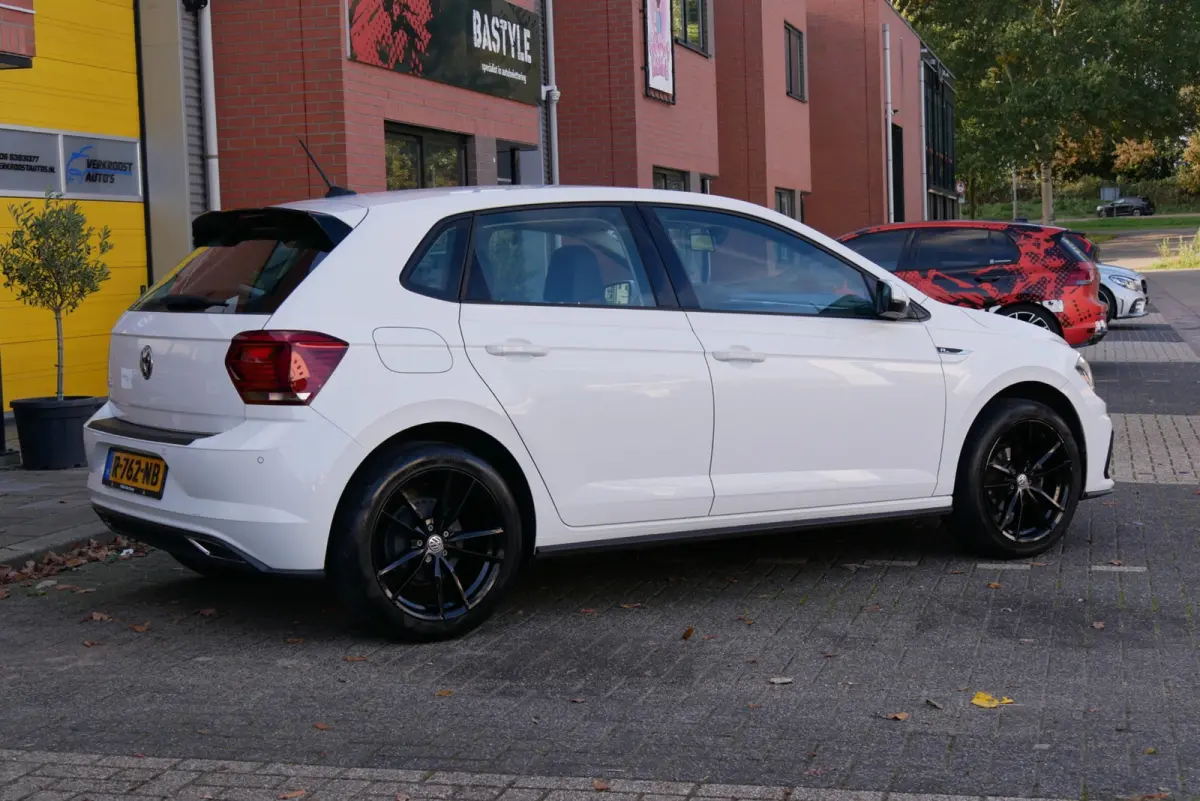 1.0 TSI Beats.R-line. automaat.led.digitaal dashboard. stoelverwarming