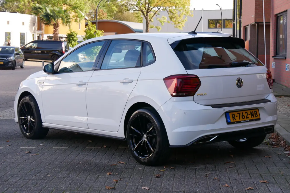 1.0 TSI Beats.R-line. automaat.led.digitaal dashboard. stoelverwarming