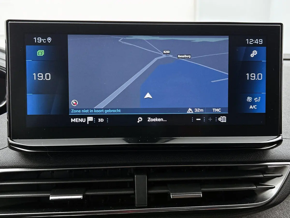 1.2 130pk Blue Lease Allure Automaat | Navigatie | Elektrische Achterklep | Climate Control | Cruise Control | Dodehoekdetectie |