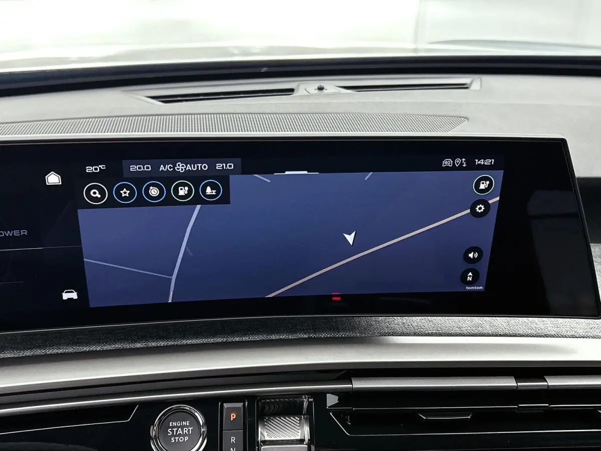 210pk Allure 73 kWh 7p Automaat | Navigatie | 360 Camera | Adaptieve Cruise Control | Alarmklasse 3 | Dodehoekdetectie | Lendensteunen | Stoel-/Stuurverwarming |