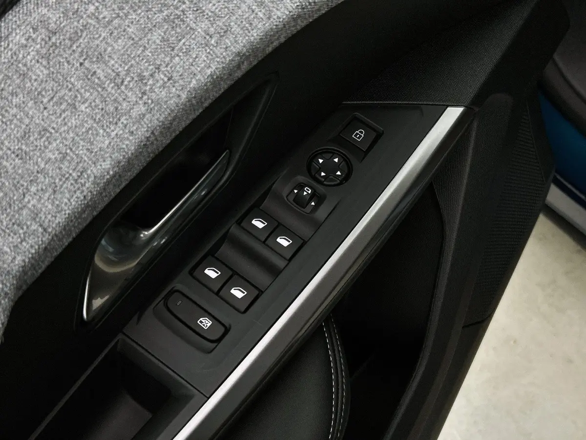 210pk Allure 73 kWh 7p Automaat | Navigatie | 360 Camera | Adaptieve Cruise Control | Alarmklasse 3 | Dodehoekdetectie | Lendensteunen | Stoel-/Stuurverwarming |