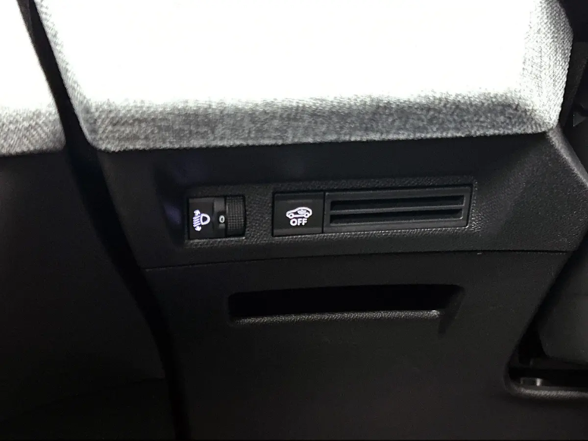 210pk Allure 73 kWh 7p Automaat | Navigatie | 360 Camera | Adaptieve Cruise Control | Alarmklasse 3 | Dodehoekdetectie | Lendensteunen | Stoel-/Stuurverwarming |