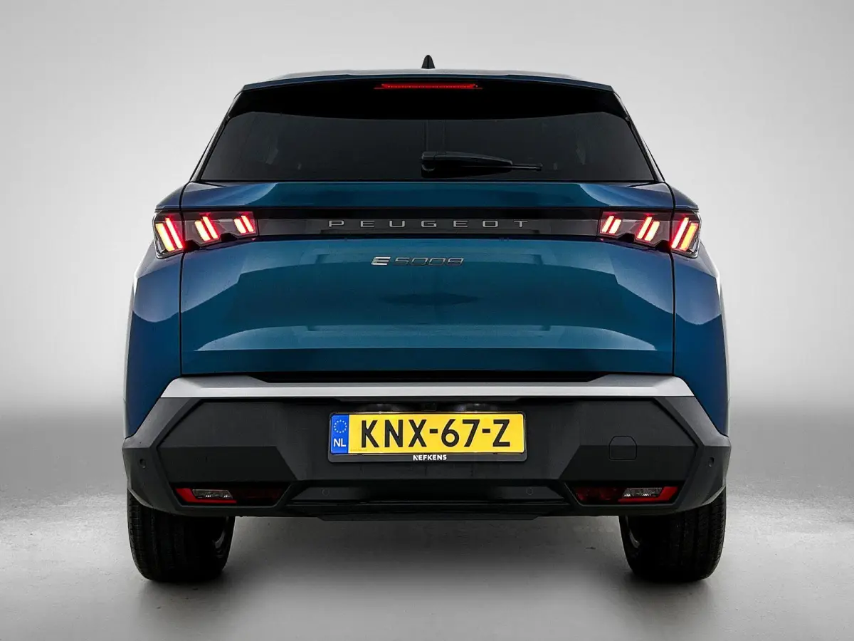 210pk Allure 73 kWh 7p Automaat | Navigatie | 360 Camera | Adaptieve Cruise Control | Alarmklasse 3 | Dodehoekdetectie | Lendensteunen | Stoel-/Stuurverwarming |