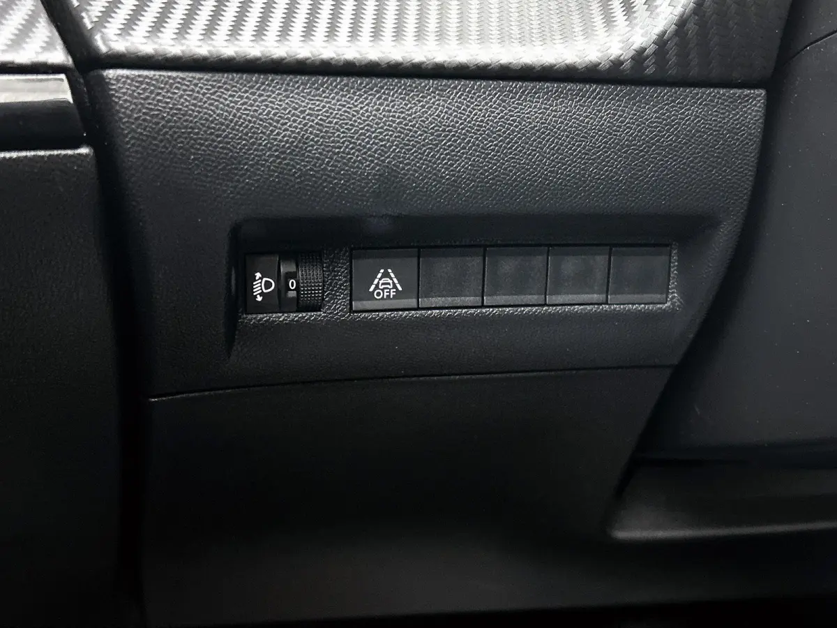 1.2 130pk Active Pack Automaat | Apple Carplay/Android Auto | Climate Control | Cruise Control | 16"LMV | DAB+ Radio |