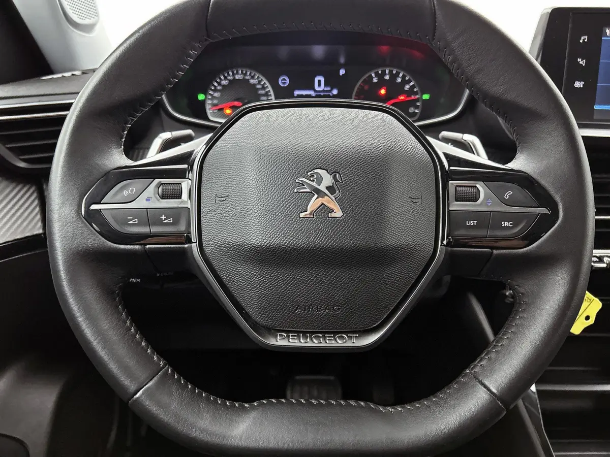 1.2 130pk Active Pack Automaat | Apple Carplay/Android Auto | Climate Control | Cruise Control | 16"LMV | DAB+ Radio |