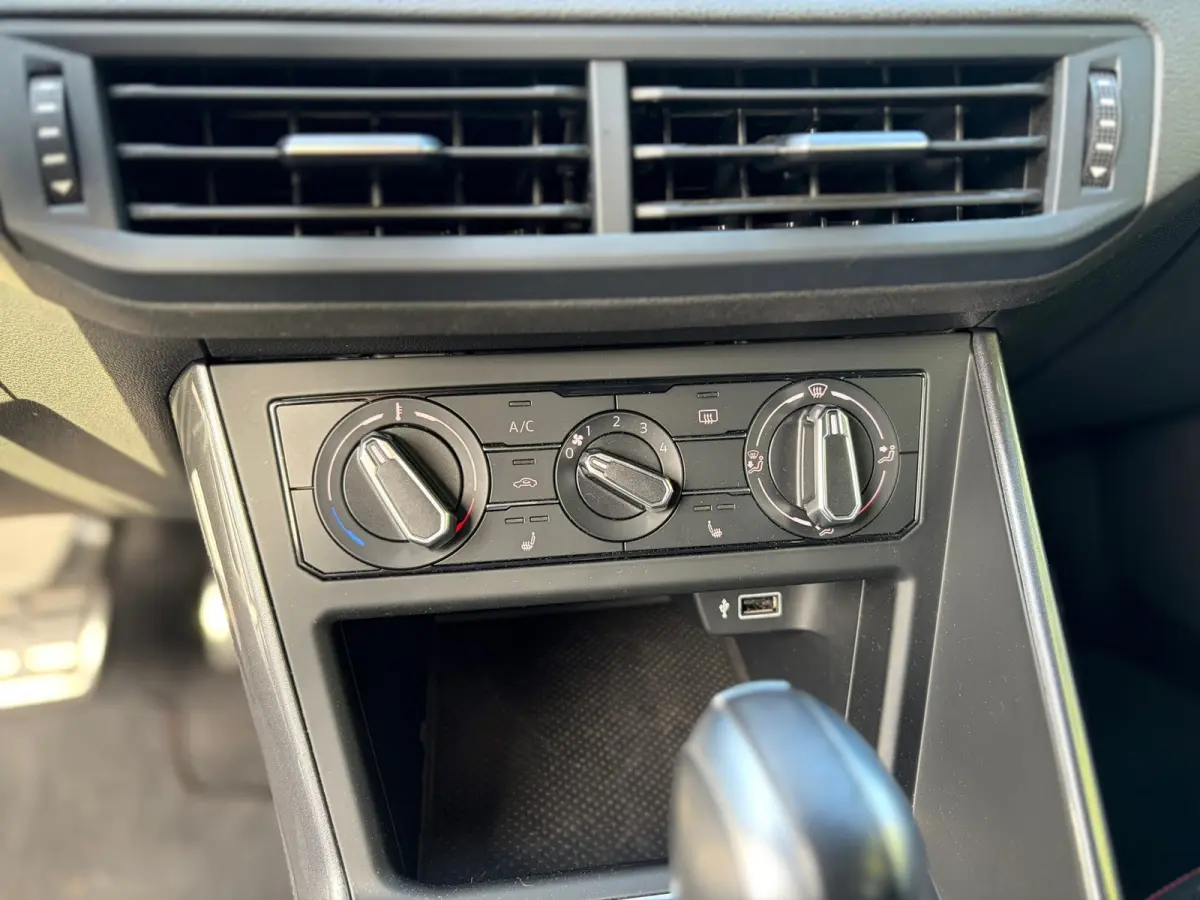 2.0 TSI GTI DSG I PDC I CARPLAY I NAVI I STOELVERW I 200PK I NWE APK