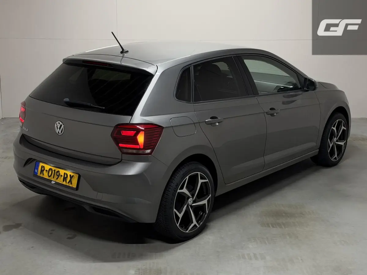 1.0 TSI 17” R-Line DSG CarPlay Stoelverwarming