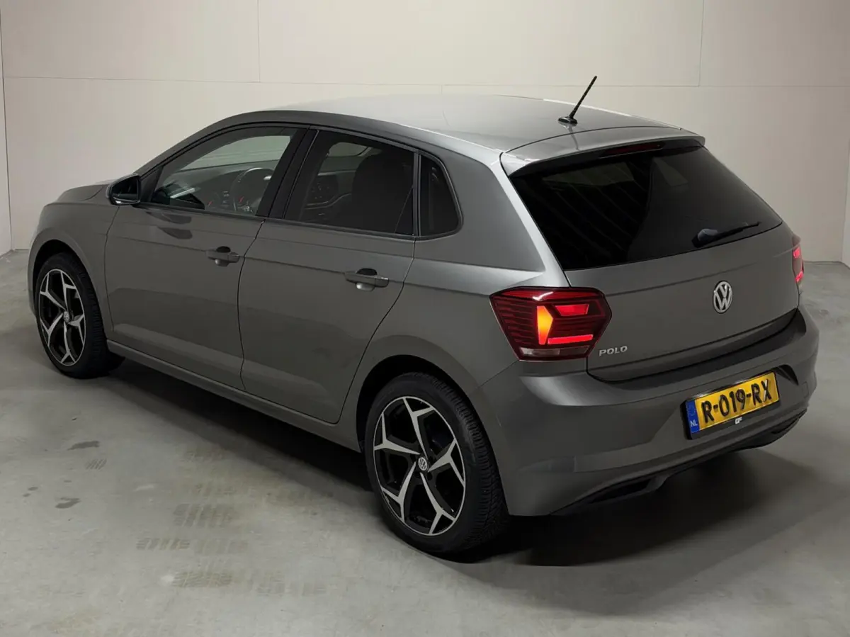 1.0 TSI 17” R-Line DSG CarPlay Stoelverwarming