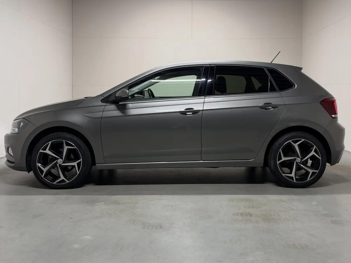 1.0 TSI 17” R-Line DSG CarPlay Stoelverwarming