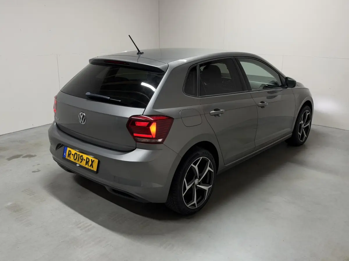 1.0 TSI 17” R-Line DSG CarPlay Stoelverwarming