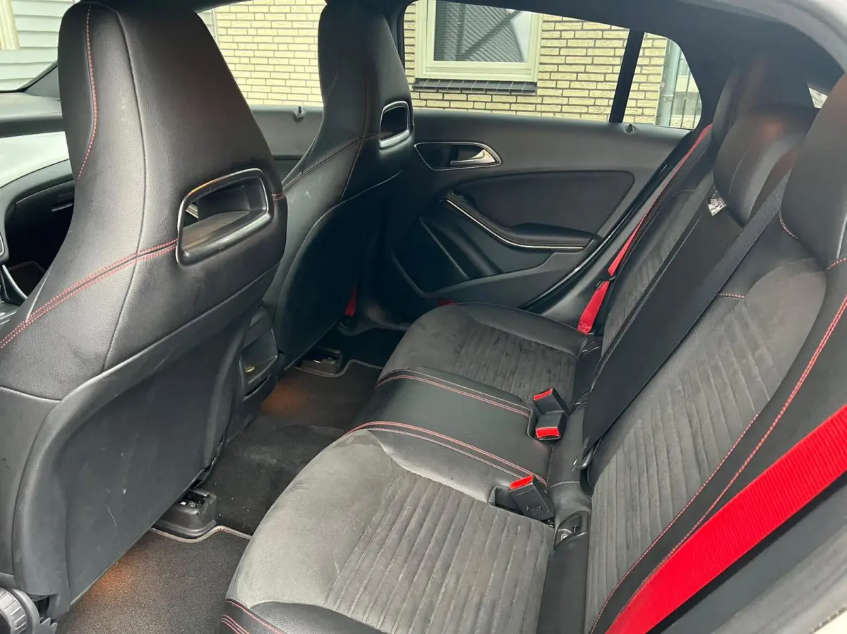 250 Sport 4MATIC Prestige