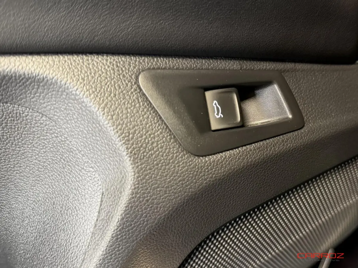 1.5 TSI R-Line Pana IQ Camera CarPlay ACC