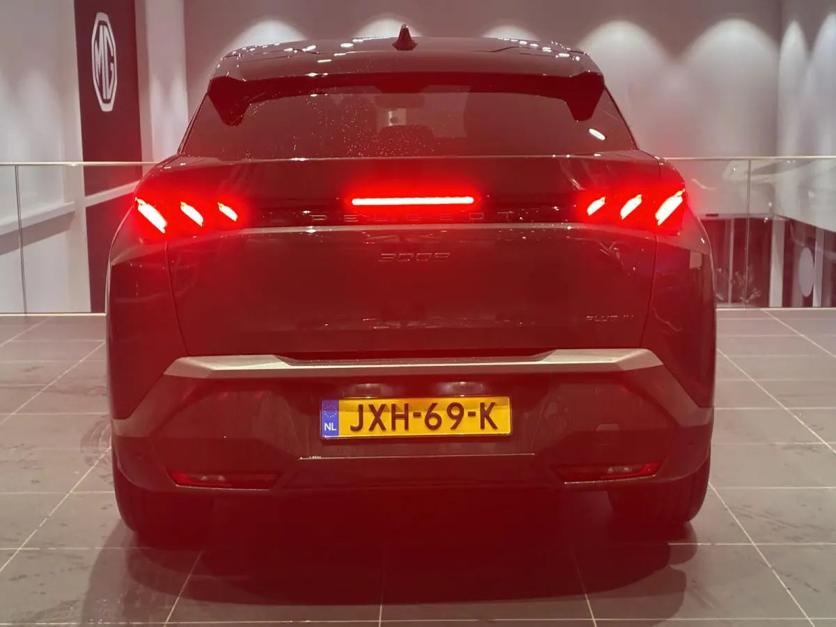 1.6 plug-in Hybrid 195 GT