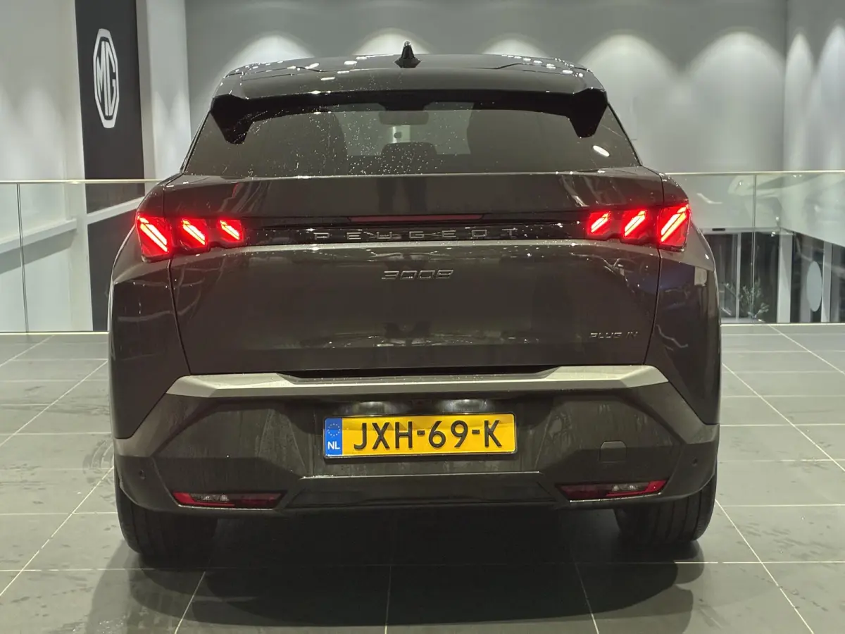 1.6 plug-in Hybrid 195 GT