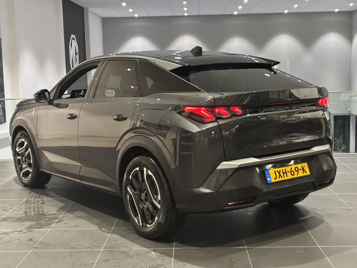 1.6 plug-in Hybrid 195 GT