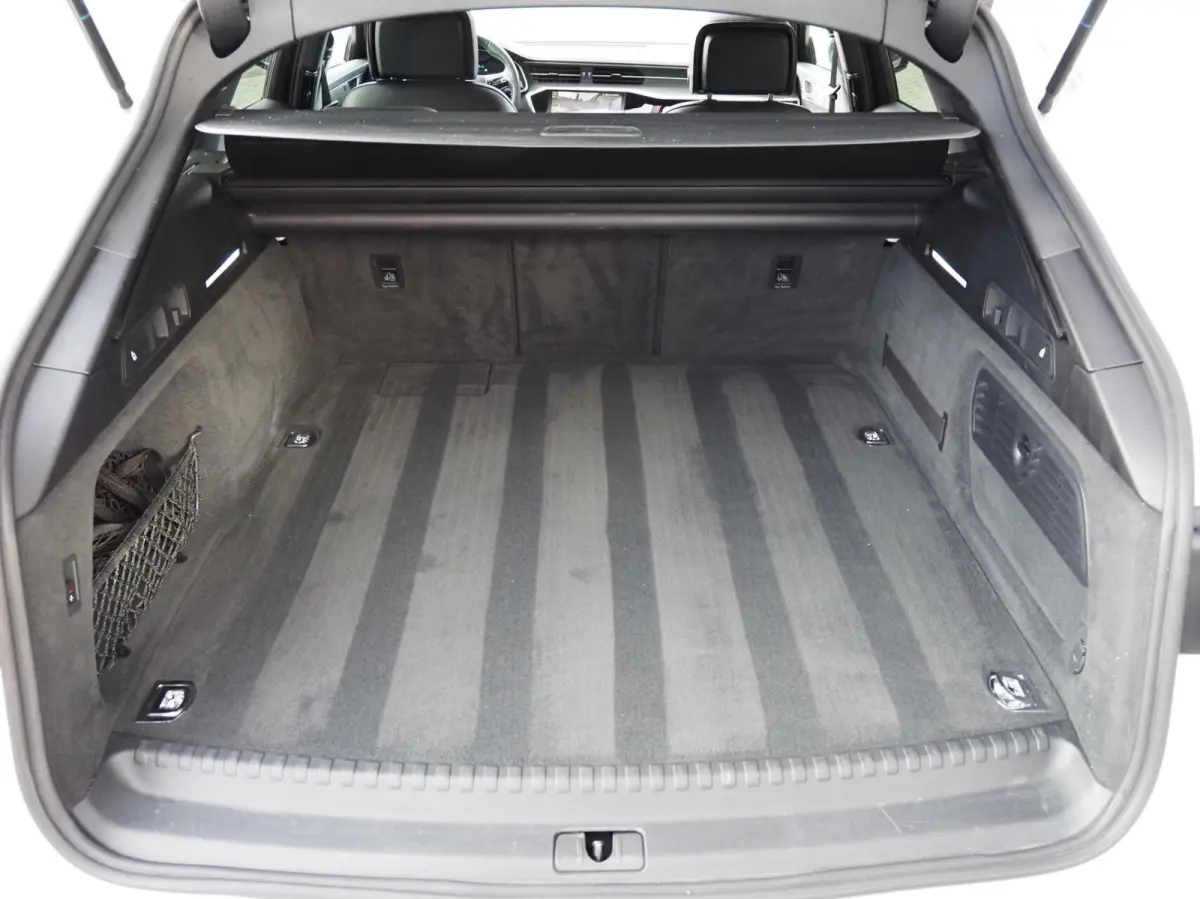 55 TFSI e S-Line Quattro Competition 367PK | 360 | Pano | Stoelventilatie | Stoelmassage & Verwarming Voor & Achter | Leder | Memory | Keyless | Origineel 20'' | Matrix Led | Digital Dash | 