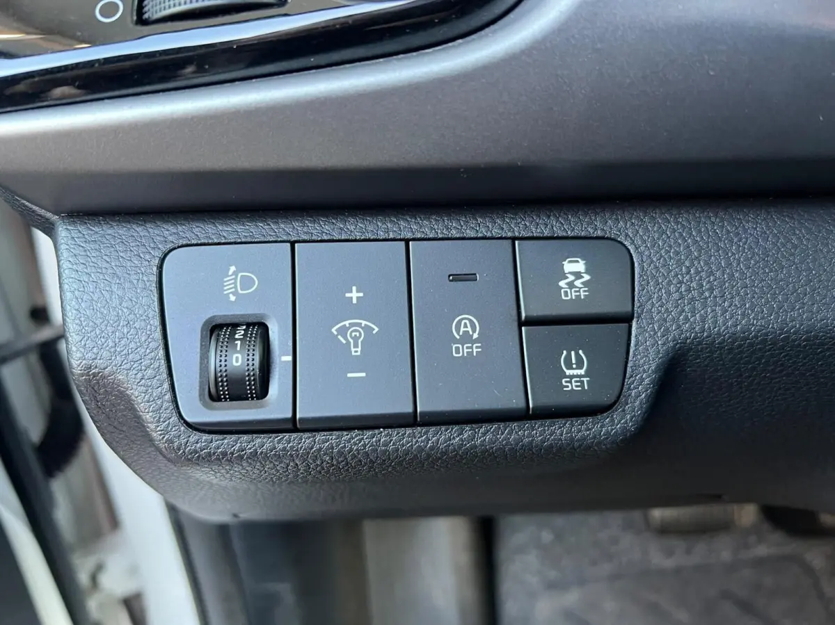 1.0 T-GDi MHEV DynamicPlusLine Automaat