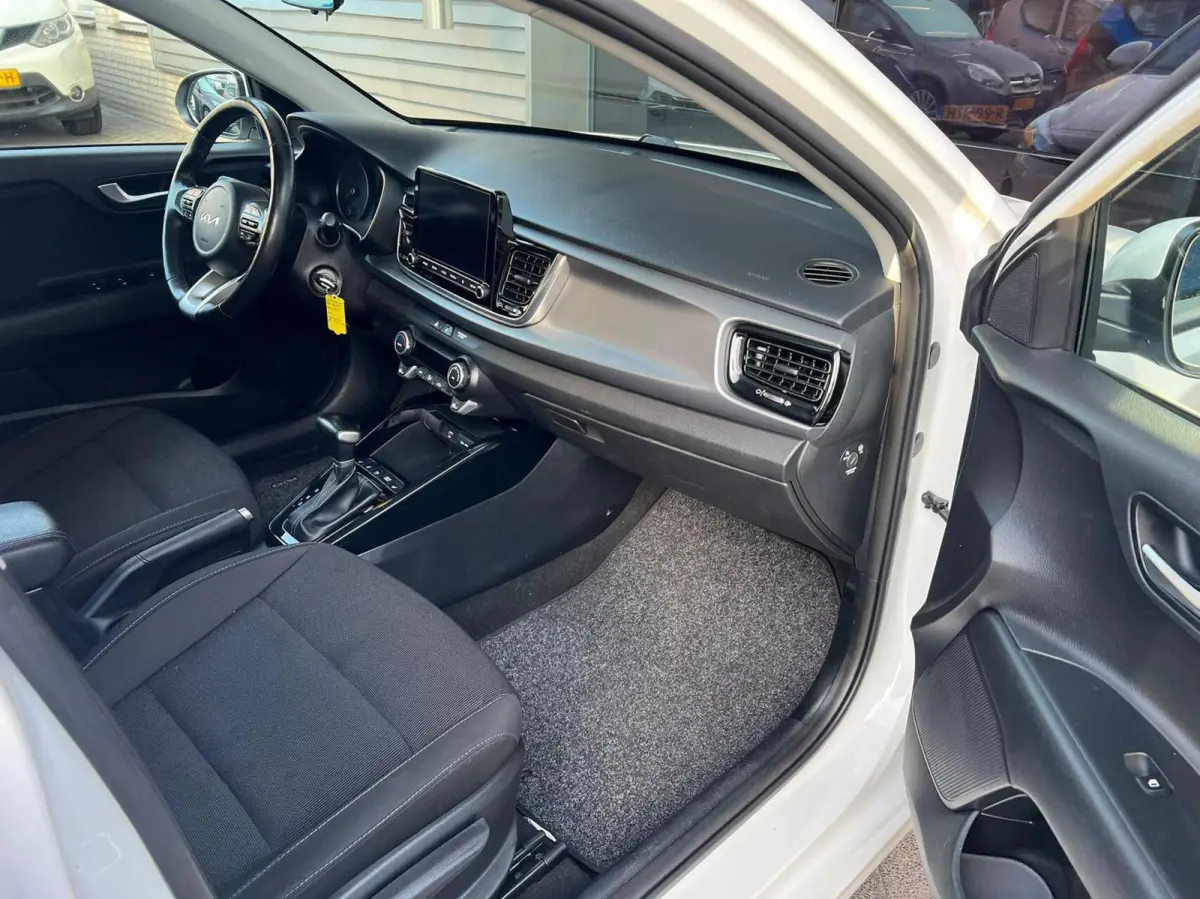 1.0 T-GDi MHEV DynamicPlusLine Automaat